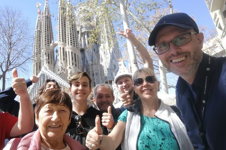 Gaudí's Modernist Legacy: Small-Group Walking Tour in Barcelona photo 5