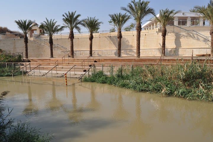 Private 4-Night Jordan Christian Pilgrimage: Petra, Dead Sea & Biblical Highlights photo 3