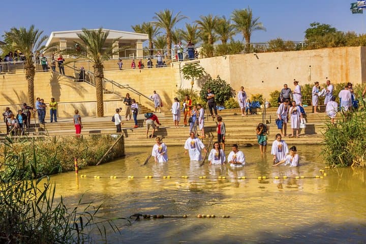 Private 4-Night Jordan Christian Pilgrimage: Petra, Dead Sea & Biblical Highlights photo 4