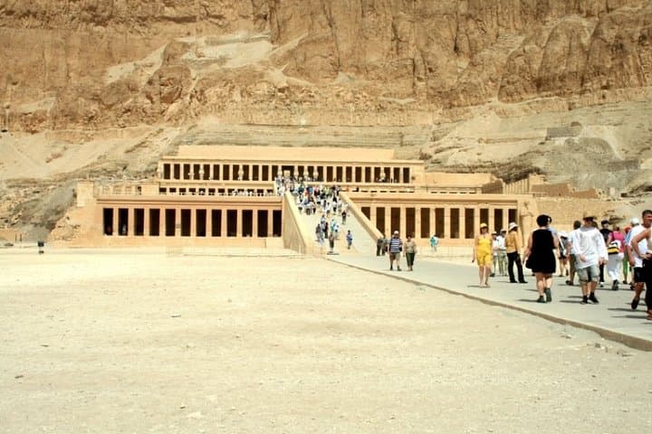 Nile Cruise Luxor to Aswan: 4-Night Luxury Voyage with Hot-Air Balloon & Abu Simbel photo 2
