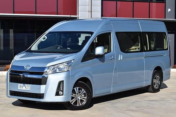Private SJO Airport Transfer to San José Hotels — Fast, English-Speaking Shuttle photo 2