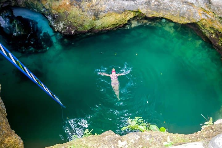 Unforgettable Negril: Blue Hole Mineral Spring to Rick's Café Adventure photo 5