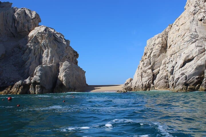 Cabo San Lucas Combo Tour: Arch, Chileno Bay Snorkel & Tequila Tasting photo 3