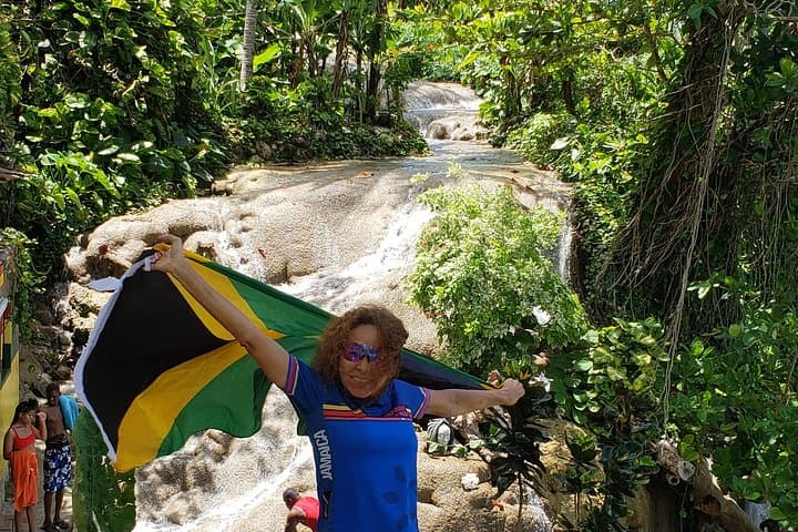 Climb Dunn's River Falls and Swim the Blue Hole — Daytrip from Montego Bay photo 4