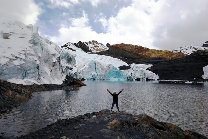 Pastoruri Glacier Climate Change Route — Full-Day Hike from Huaraz photo 3