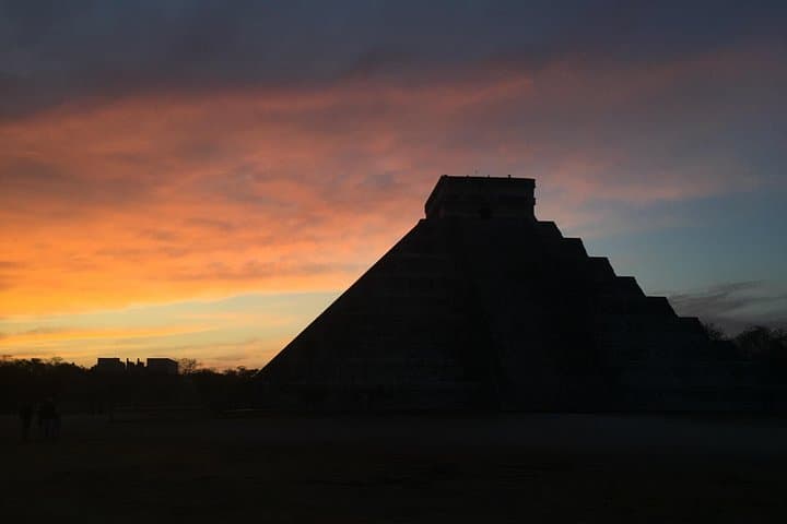 Sunrise at Chichén Itzá & Cenote Ik Kil — Private Early‑Access Tour from Playa del Carmen photo 3