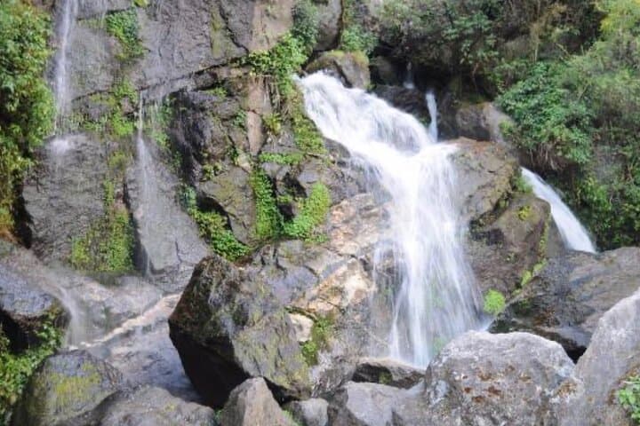 Half-Day Budanilkantha Hiking Tour — Kathmandu Temple Walk & Short Hike photo 2