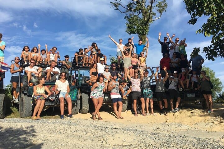 Koh Samui 4WD Jeep Safari: Namuang Waterfall, Magic Garden & Big Buddha
