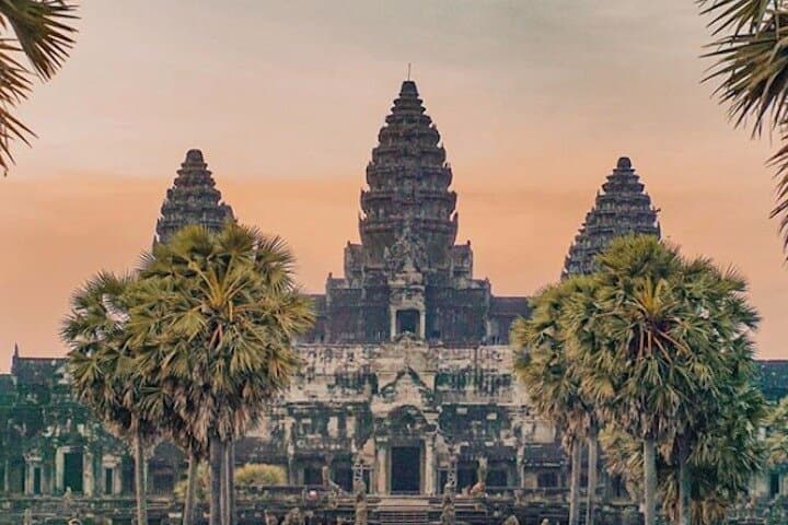 Private Half-Day Angkor Temple Tour: Angkor Wat, Bayon & Ta Prohm by Car