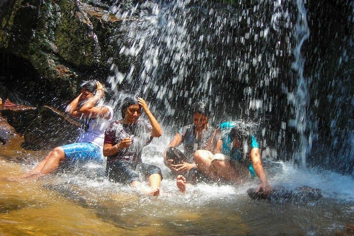 Rainforest Trekking in Kitulgala: Kelani River Hike & Endemic Birding photo 6