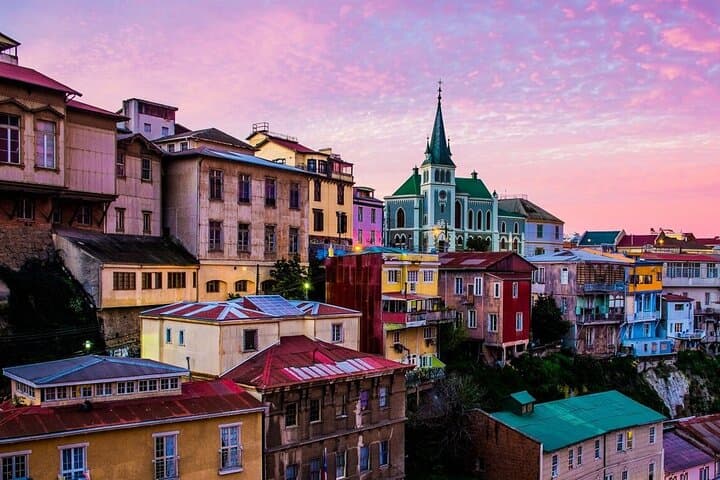 Valparaíso Craft Beer Walking Tour: History, Tastes & Hillside Bars