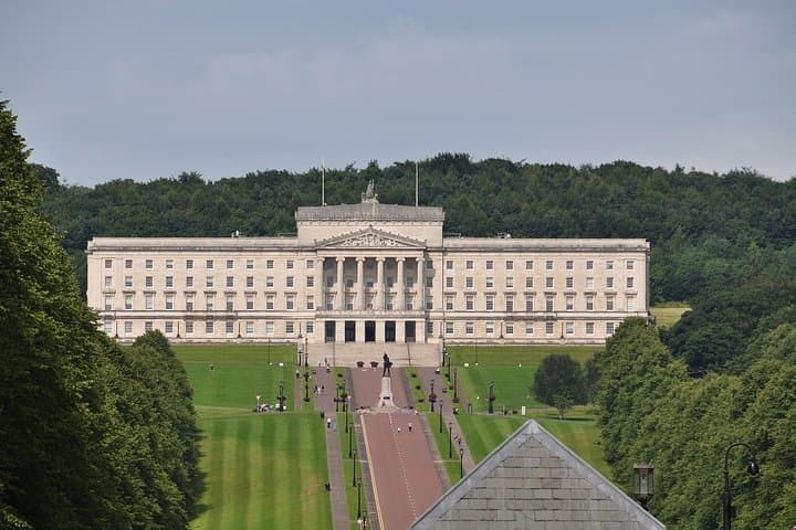 Belfast Private Walking Tour: Explore Titanic Quarter, City Hall & River Lagan
