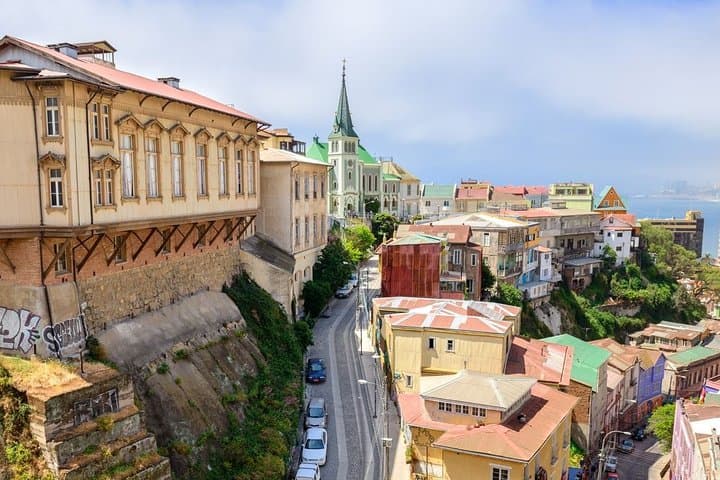 Valparaíso World Heritage Walking Tour — Paseos, Funiculars & Murals photo 4