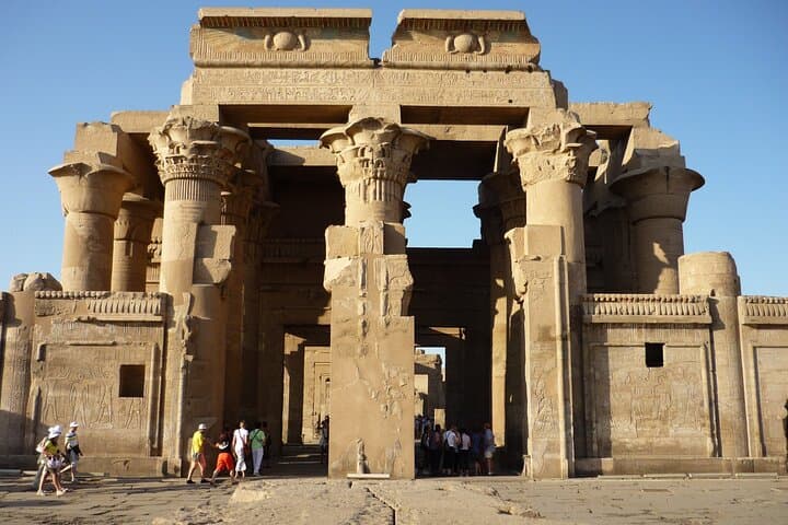 Nile Cruise Luxor to Aswan: 4-Night Luxury Voyage with Hot-Air Balloon & Abu Simbel photo 5