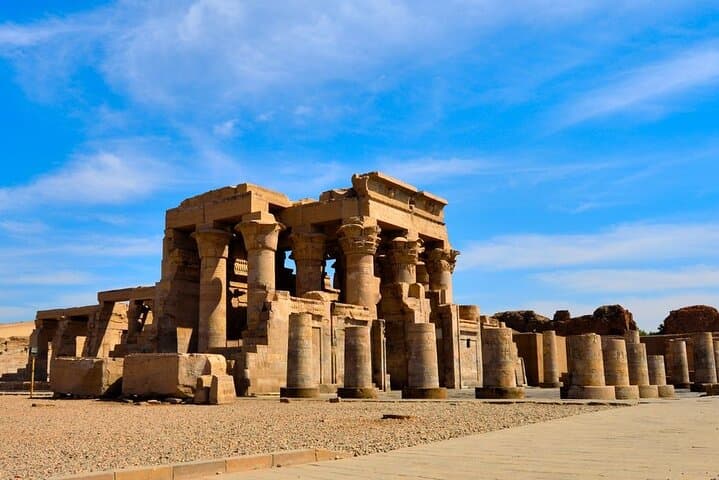 3-Day Aswan and Luxor Tour with Abu Simbel & Hot Air Balloon from Cairo photo 4