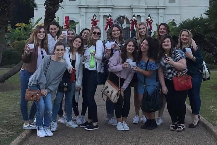 New Orleans Holiday Walking Tour: Jingle Bells & Beer Through the French Quarter