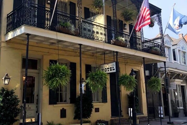 French Quarter Walking Tour: Ghosts, Voodoo & Historic Sights in New Orleans photo 5