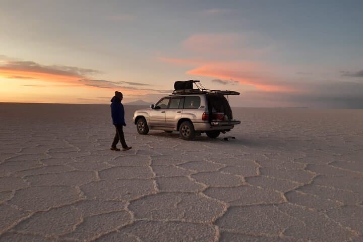 One-Day Uyuni Salt Flats & Coquesa Mummies: Tunupa Views and Sunset on the Salar