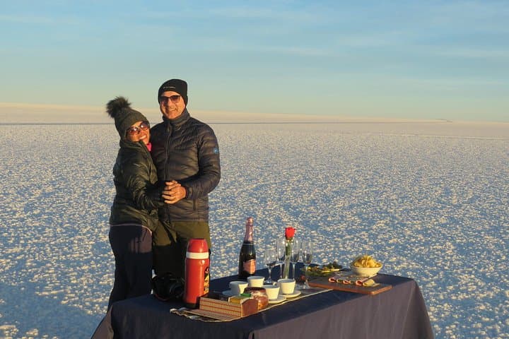 4-Day Uyuni Salt Flats & Eduardo Avaroa 4x4 Adventure from La Paz photo 4