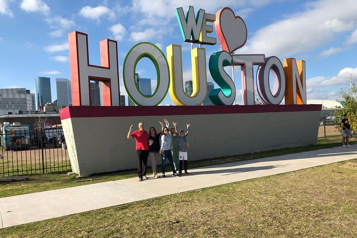 Houston to Galveston Private Cart Tour — 2-Hour Sightseeing Experience photo 6