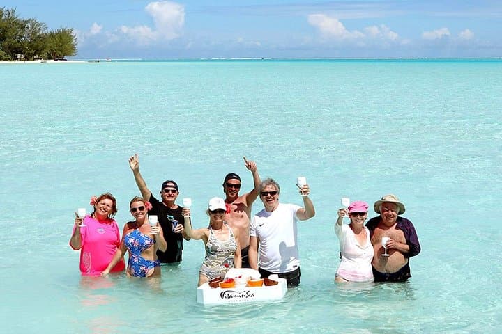 Luxury Private Catamaran Full-Day Sail & Polynesian Motu Lunch in Bora Bora photo 5