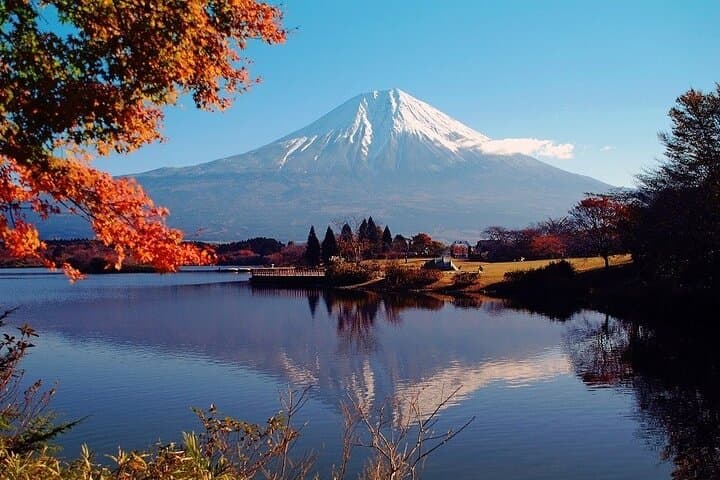 Hakone 6-Hour Private Tour: Owakudani, Lake Ashinoko & Art Museums photo 2