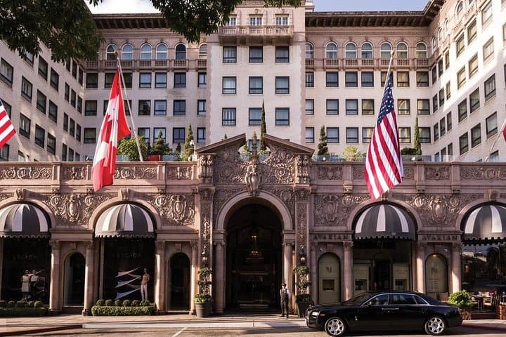 Private 3-Hour Hollywood to Beverly Hills Tour — Drive LA's Iconic Sights photo 2