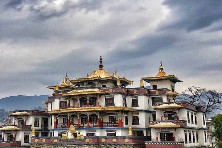 White Gumba Hike: Forest Ascent & Panoramic Kathmandu Valley Views