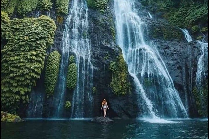 Discover North Bali: Ulun Danu, Handara Gate & Banyumala Waterfall Full-Day Guide