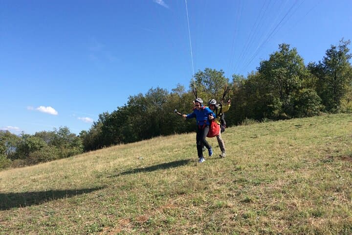 Soar Above Niška Banja: Tandem Paragliding Over Serbia’s Championship Slopes photo 4