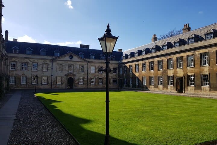 Cambridge Private Walking Tour — Colleges, Corpus Clock & River Cam Highlights