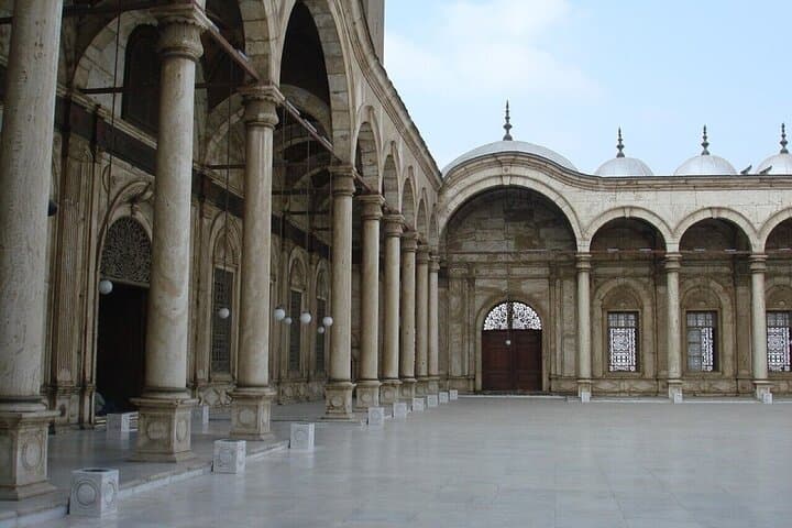 Salah El-Din Citadel and Khan el-Khalili — Private 5-Hour Cairo History Tour photo 3