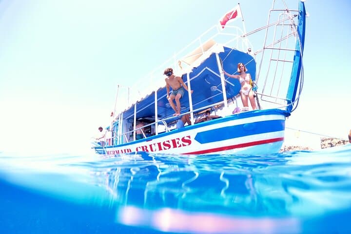 Blue Lagoon & Gozo Day Cruise: Bus Tour, Sea Caves and Comino photo 3