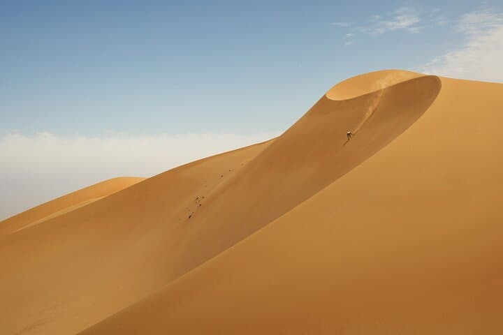 Dubai Desert Safari: Dune Bashing, BBQ Dinner & Live Shows photo 3