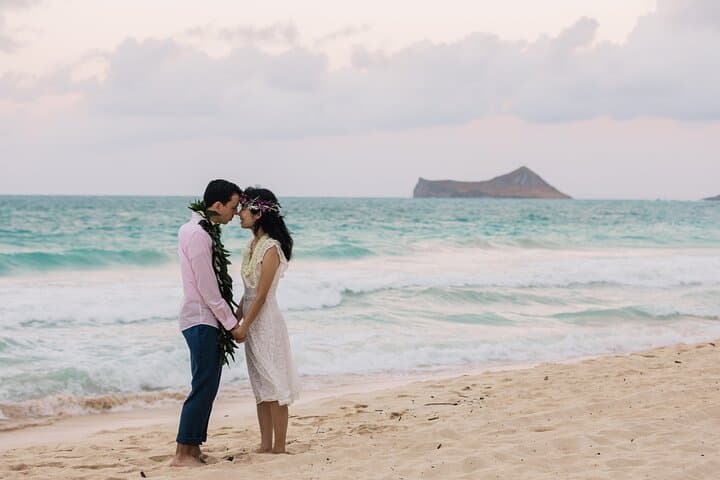 Capture Paradise: Hawaii Beach Photography Session photo 2