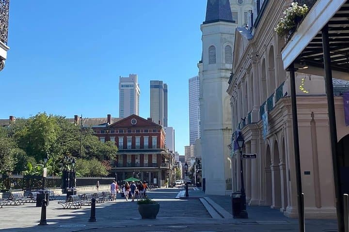 Haunted French Quarter: New Orleans Voodoo, Mystery & Paranormal Walking Tour photo 6