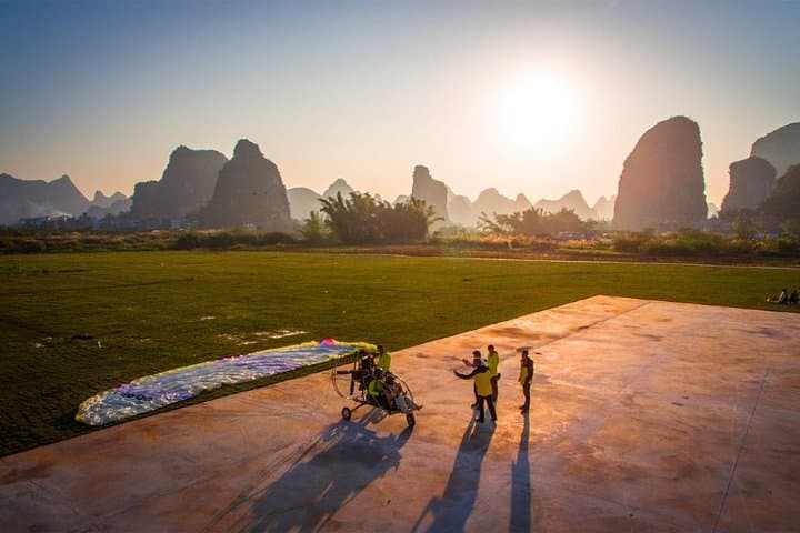 Yangshuo Parasailing Over the Yulong River — 5-Min Flight with Hotel Transfer photo 3