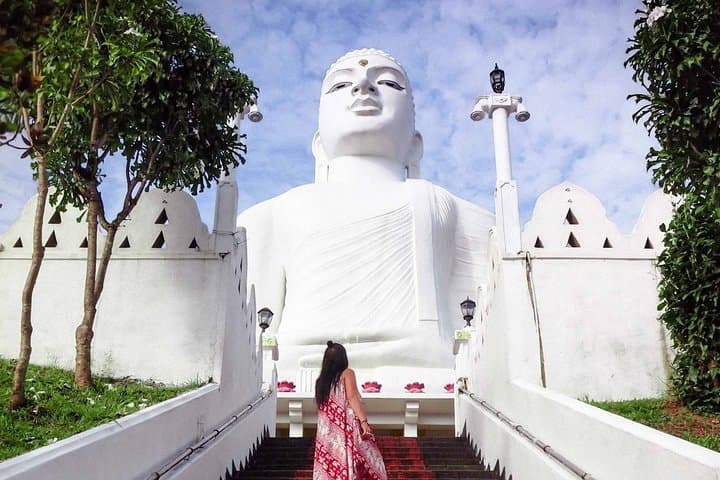 Cycle the Mahaweli River: Half-Day Kandy Bike Tour & Bahirawakanda Viewpoint photo 2