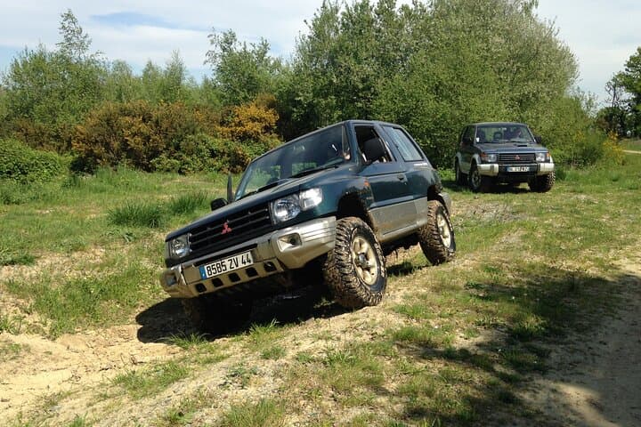 4x4 Crossing in a Private Estate — Pays de la Loire Off-Road Adventure photo 5