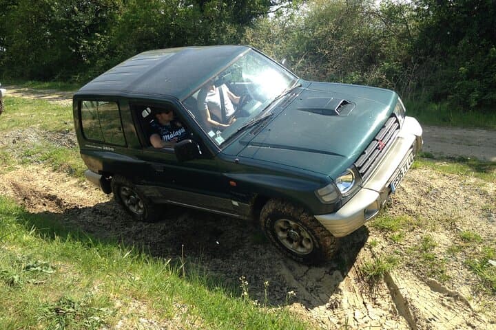 4x4 Crossing in a Private Estate — Pays de la Loire Off-Road Adventure photo 6