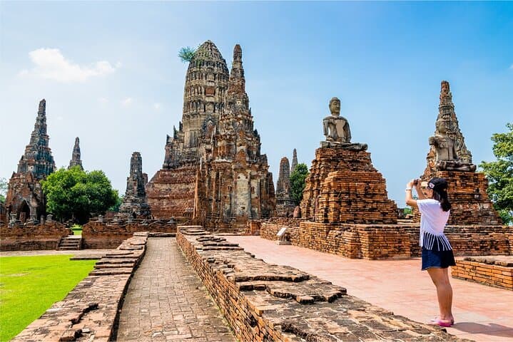 Central Thailand Highlights: 3-Day Bangkok, Kanchanaburi & Ayutthaya Cultural Tour photo 3