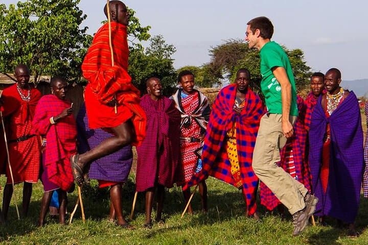 Masai Mara and Lake Nakuru 4-Day Safari: Maasai Village, Big Five & Birding photo 3