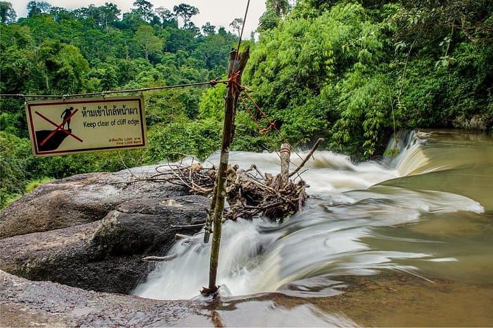Khao Yai Bat Caves & Night Safari: 3-Day Waterfalls, Wildlife & Cave Spectacle photo 2