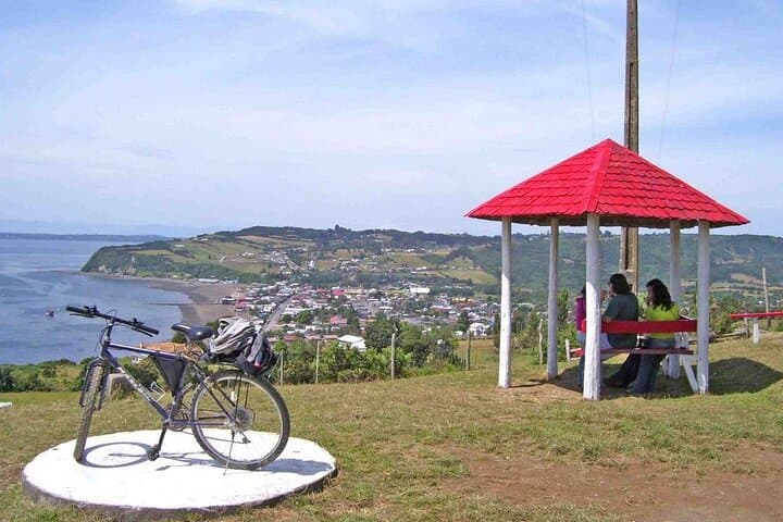 Dalcahue and Quinchao Island Full-Day Tour: Churches, Crafts & Chilote Culture photo 3