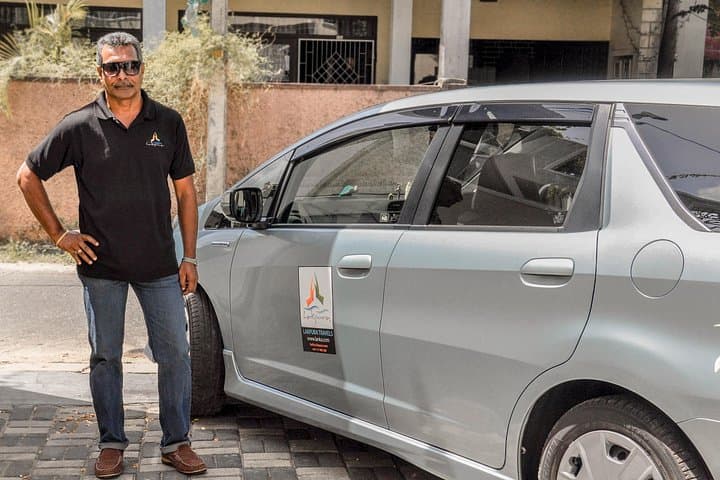 Private Transfer: Colombo Airport (CMB) to Yathra Houseboat by Jetwing, Bentota photo 2