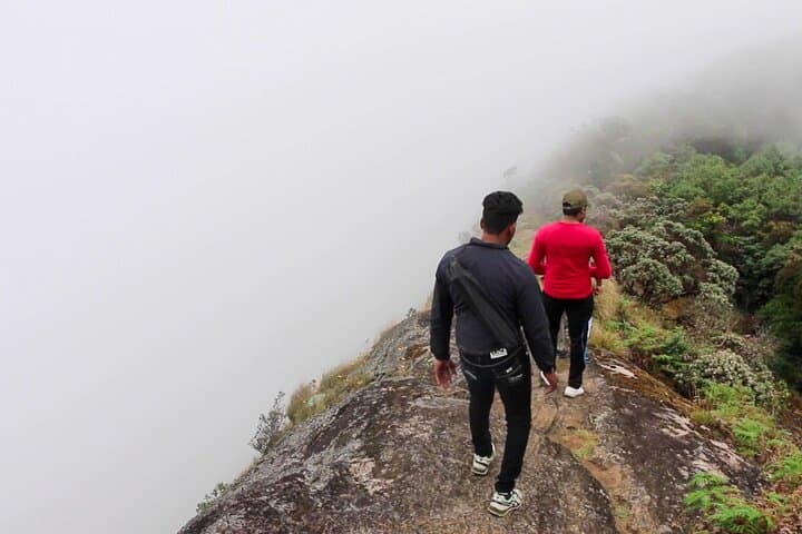 Hike Kirigalpoththa via Horton Plains: Full-Day Trek to Sri Lanka's Second Peak photo 1