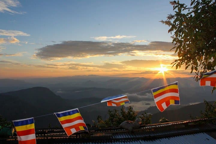 Night Hike to Adam's Peak: Sri Pada Under the Stars photo 5