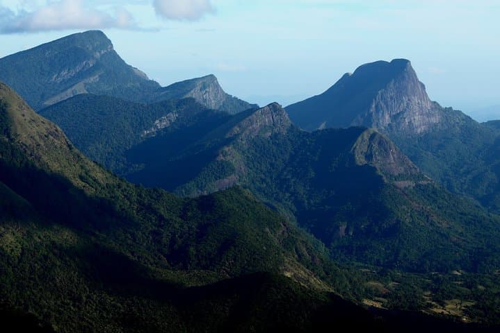 One-Day Knuckles & Riverston Trek from Kandy — Pitawala Pathana and Tampita Temple photo 3