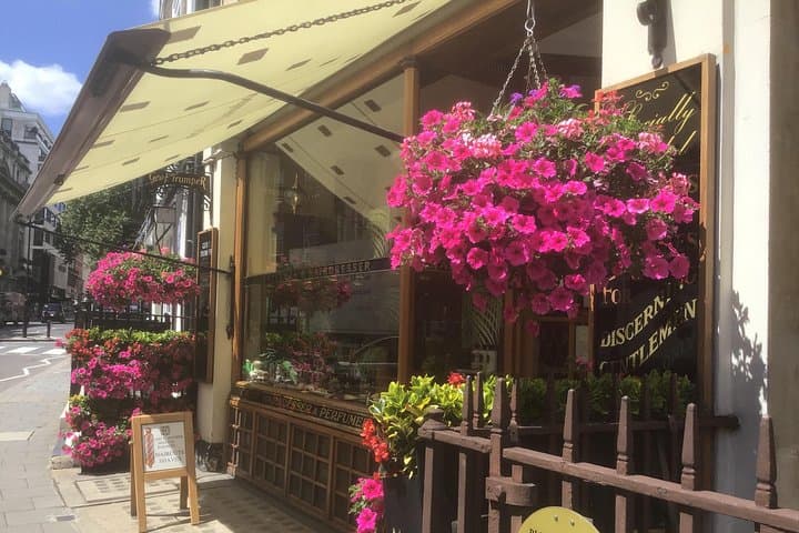 Mayfair and Belgravia Private Walking Tour: A 3-Hour Insider Walk Through London's Elite Streets photo 2