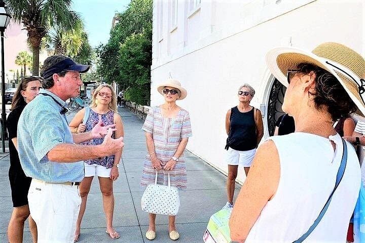 Charleston Historic Downtown Walking Tour: French Quarter, Rainbow Row & The Battery photo 1